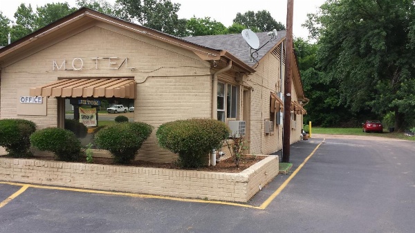 Texas Inn Motel image 11